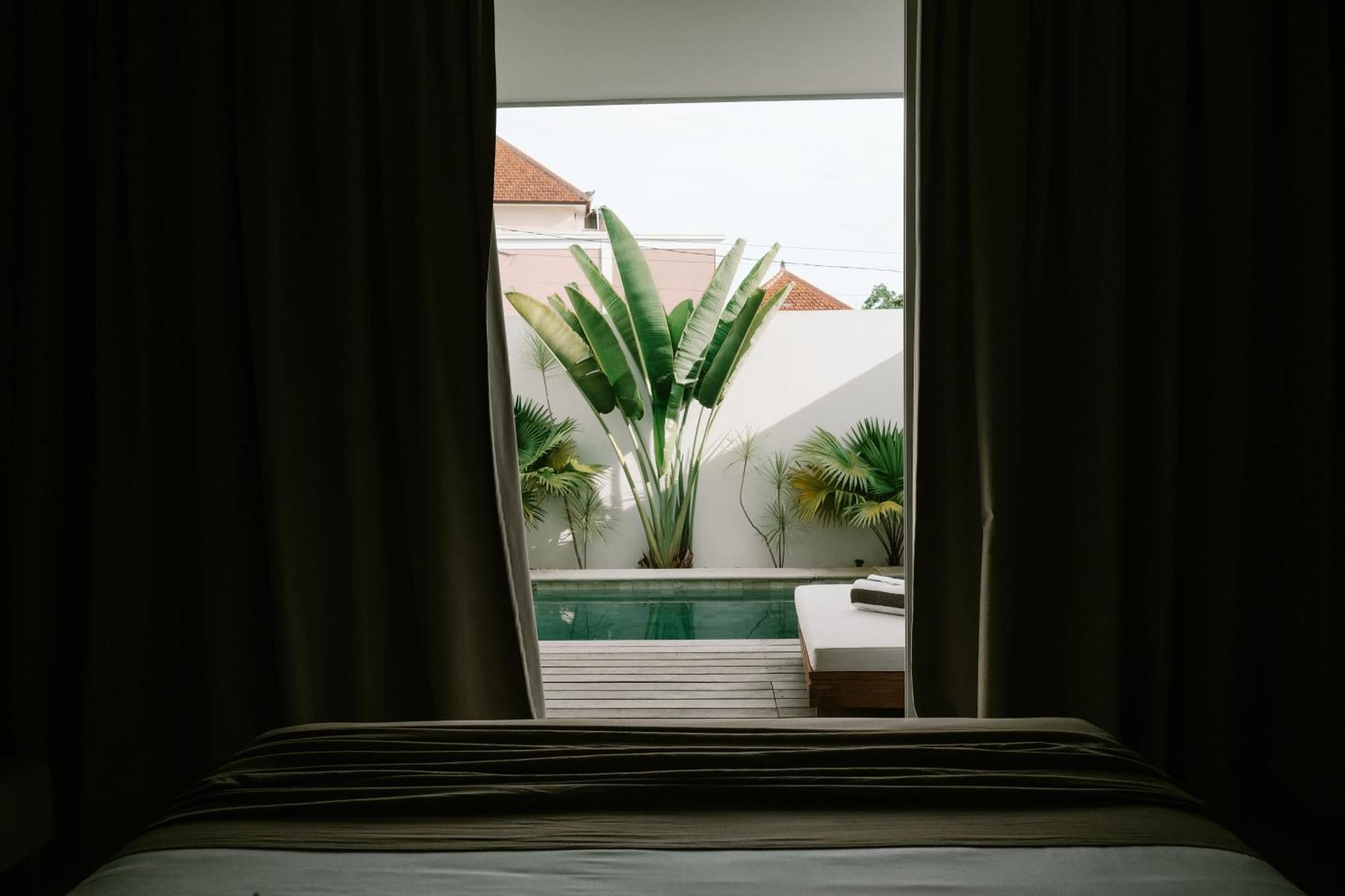 Neptune Studios Adults Only Gym And Recovery Access Kuta  외부 사진