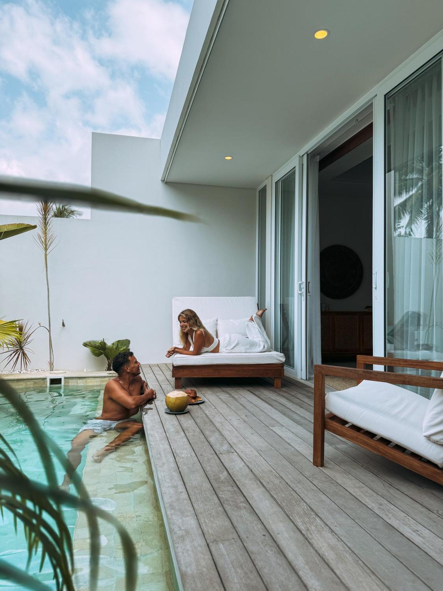 Neptune Studios Adults Only Gym And Recovery Access Kuta  외부 사진